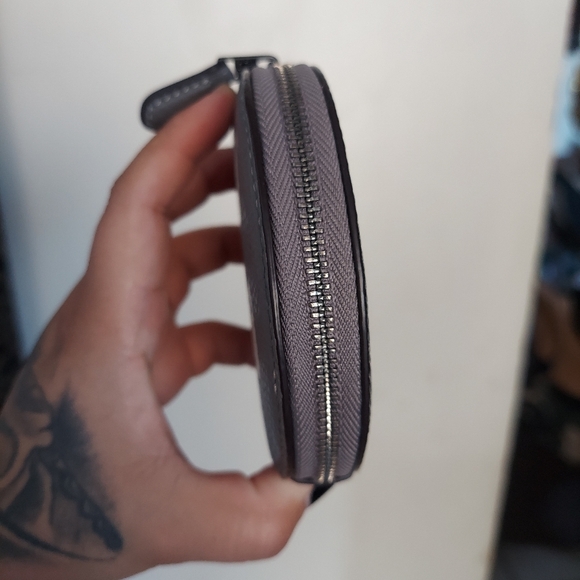 Coach Gray Zodiac Cancer Coin Purse with Crab Design NEW🩶 - Picture 9 of 10